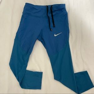Nike epic lux womens running crops
